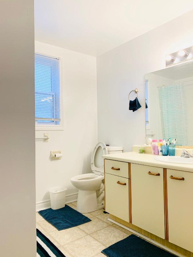 Private Fully Furnished Room In Halifax Shared Washroom Kültér fotó